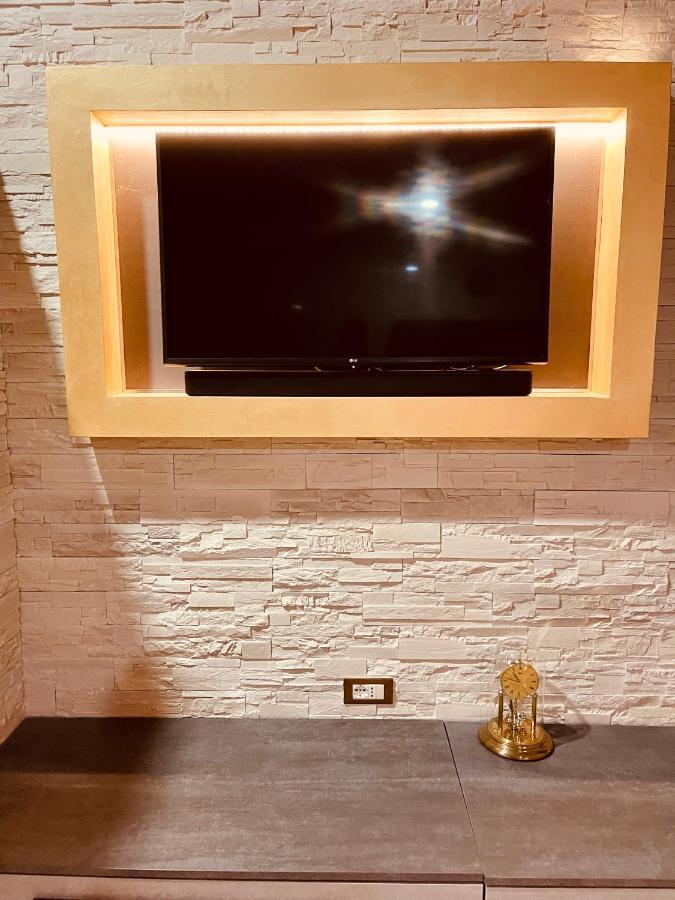 Apartamento Golden House Castel Maggiore Exterior foto